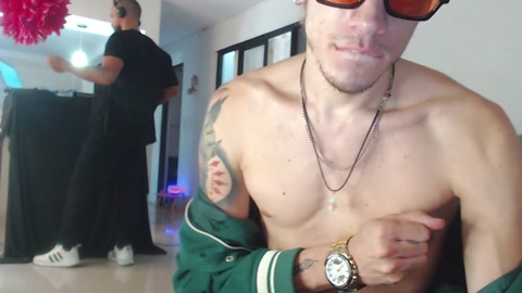 fratguysonline  29-08-2022